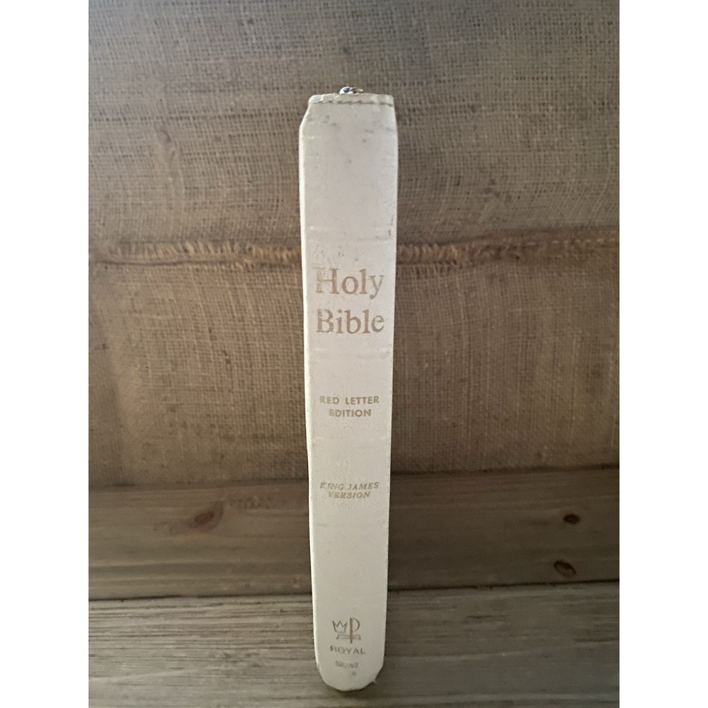 VTG 1977 Holy Bible White Leather Zip Closer King James Version